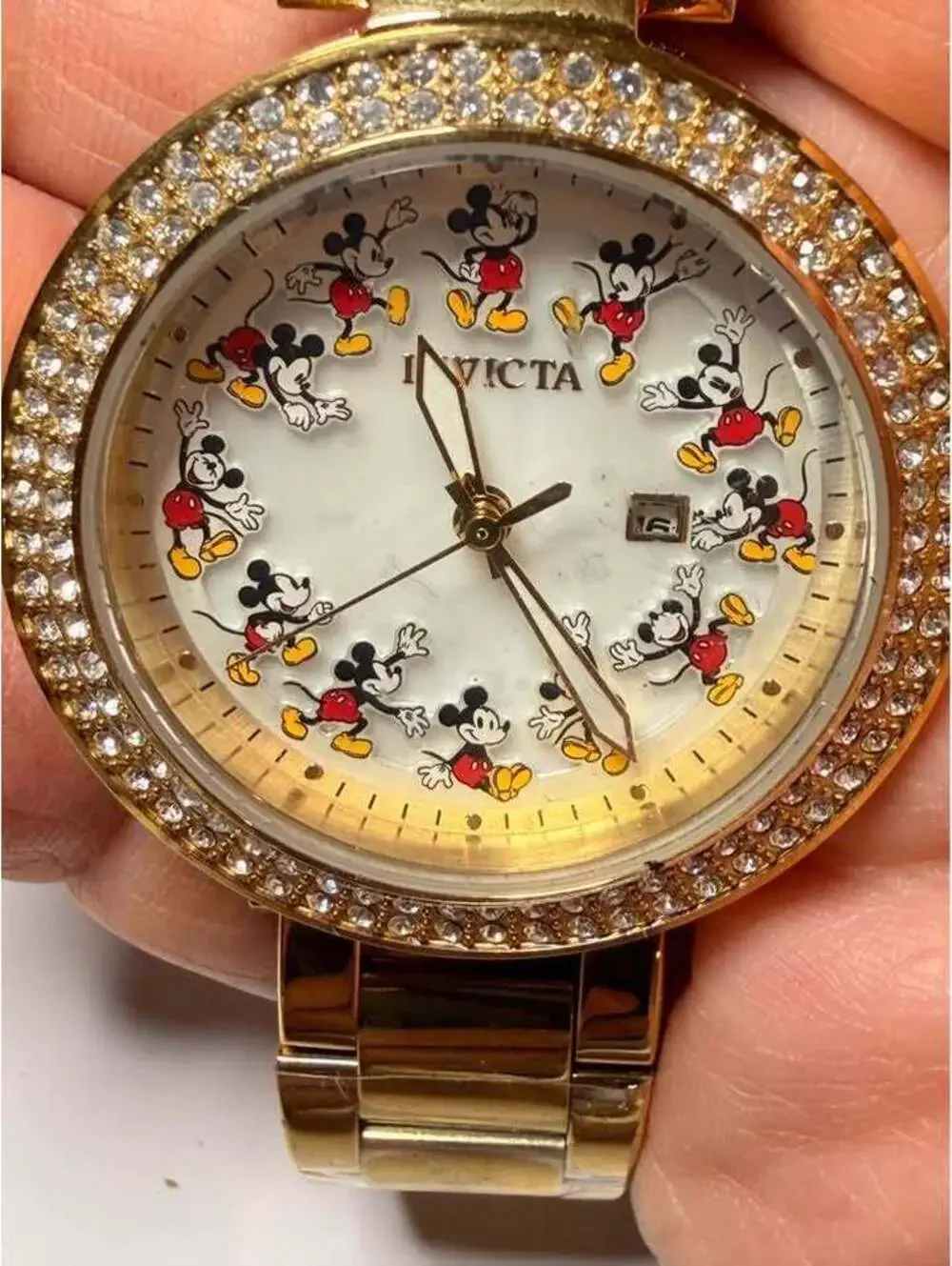 Disney stunning invicta
